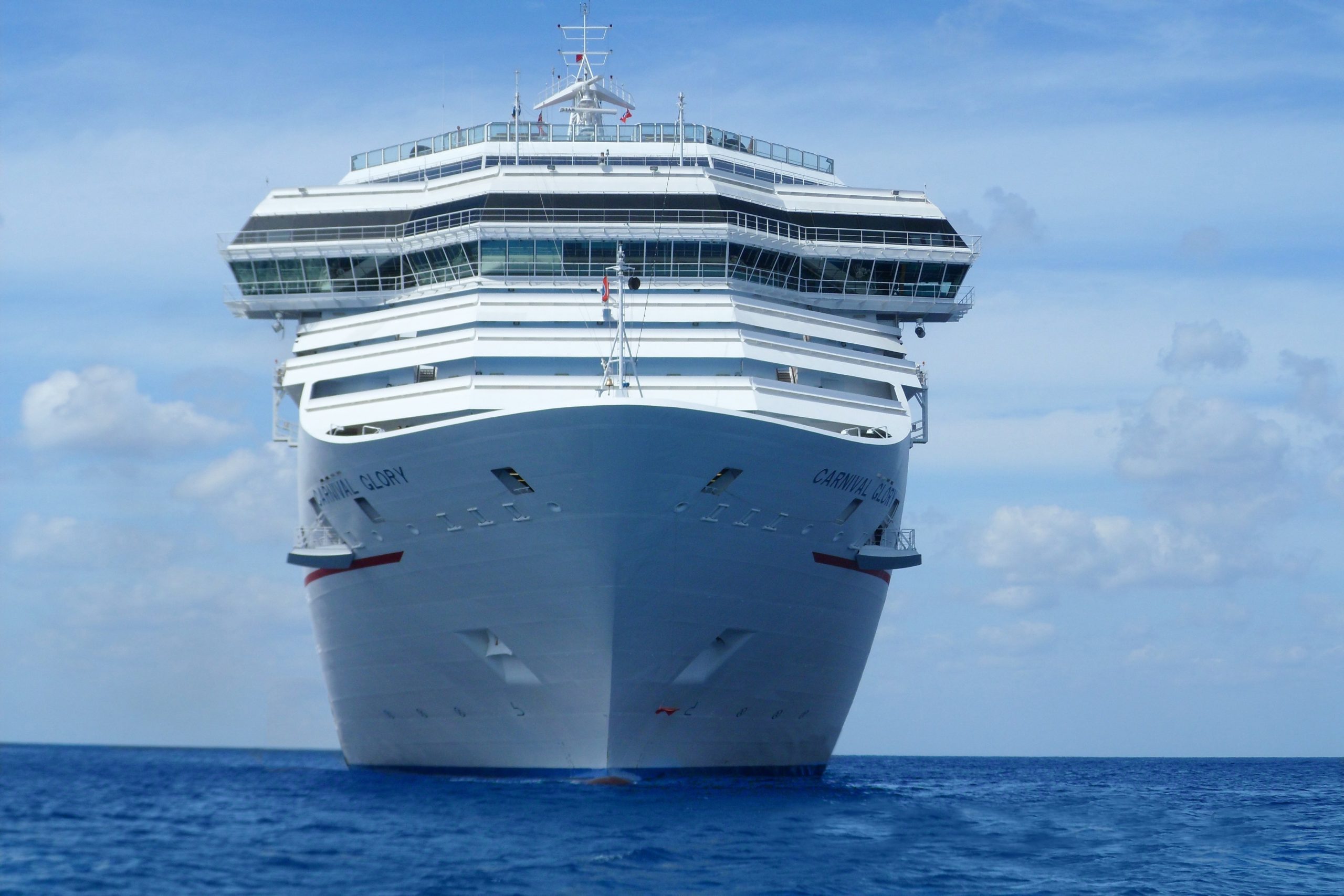 cruise-ship-from-bow-the-big-cruise-podcast