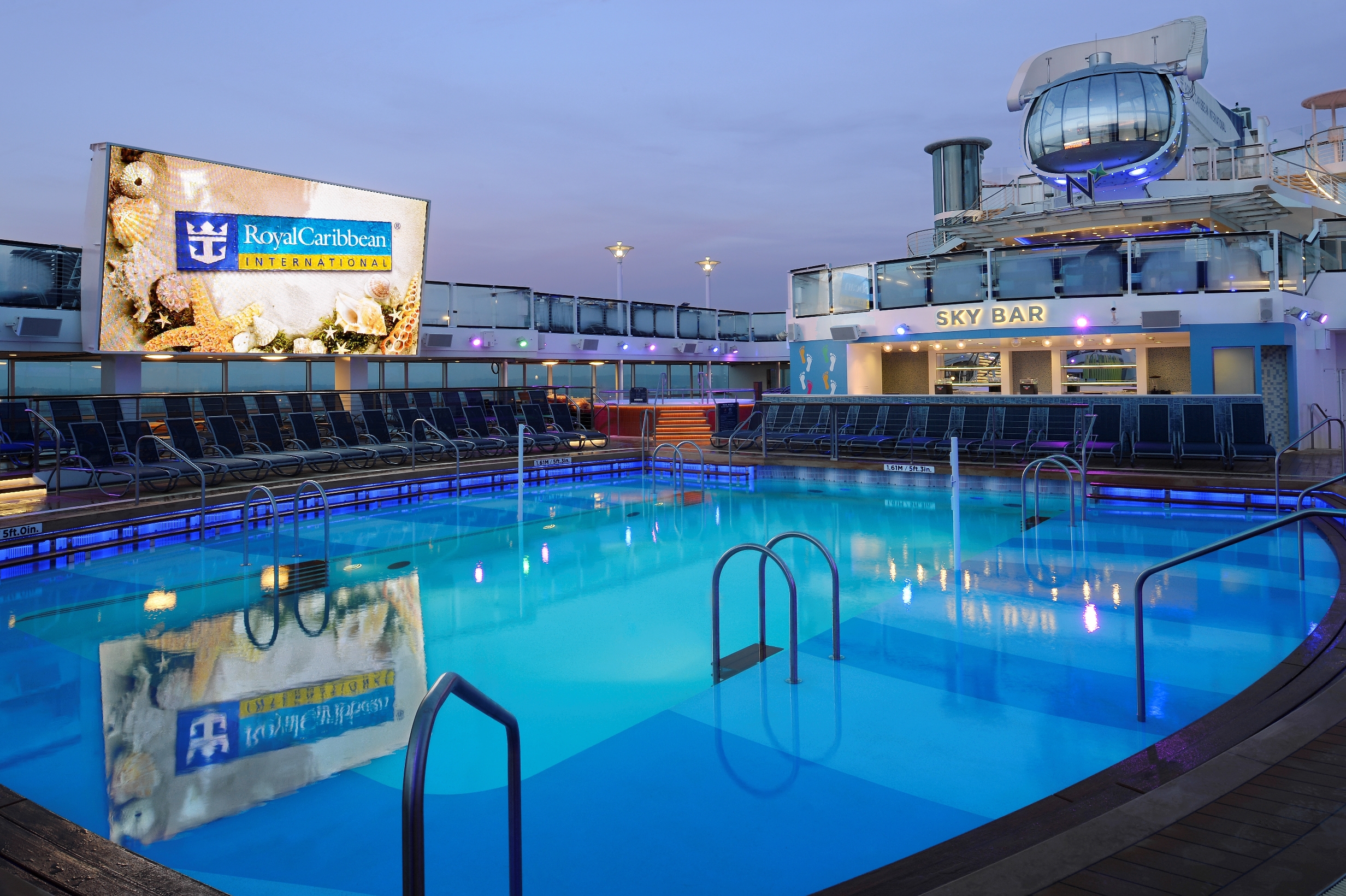 Pool Deck – The Big Cruise Podcast